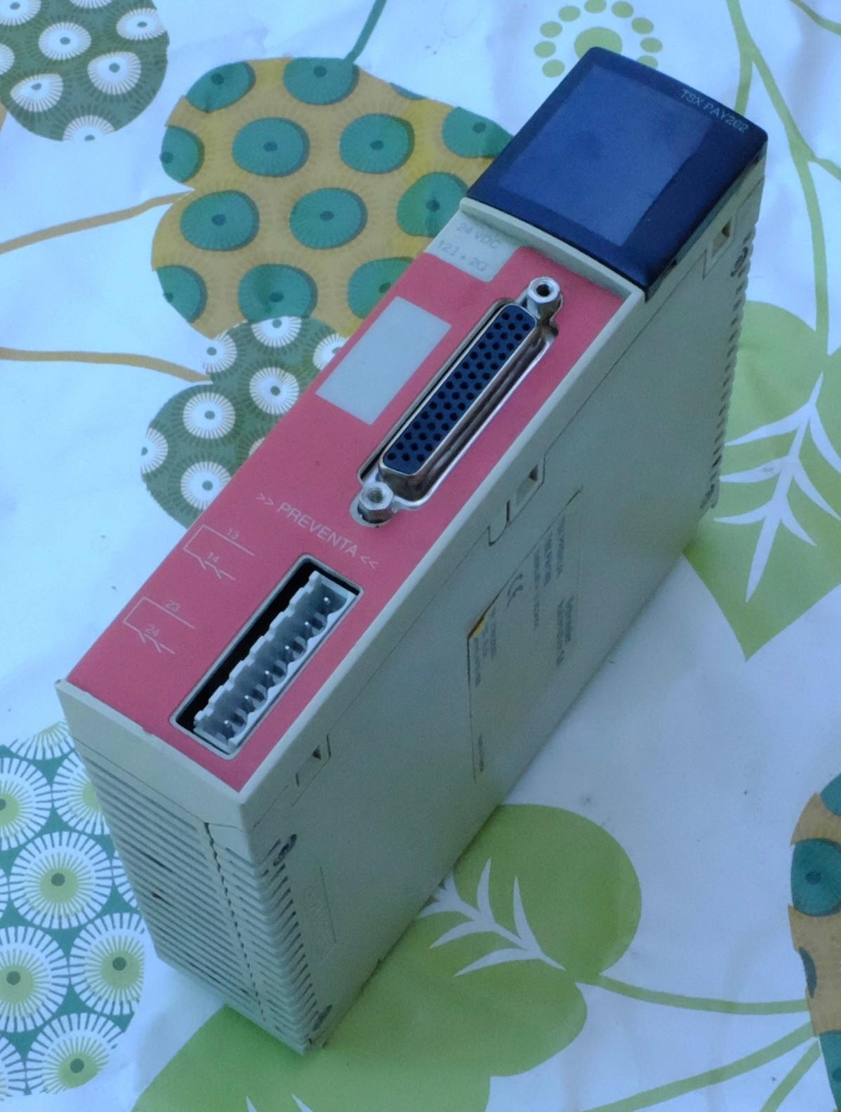 TSXPAY262 TSX-PAY262 Modicon Premium module de sécurité 233)