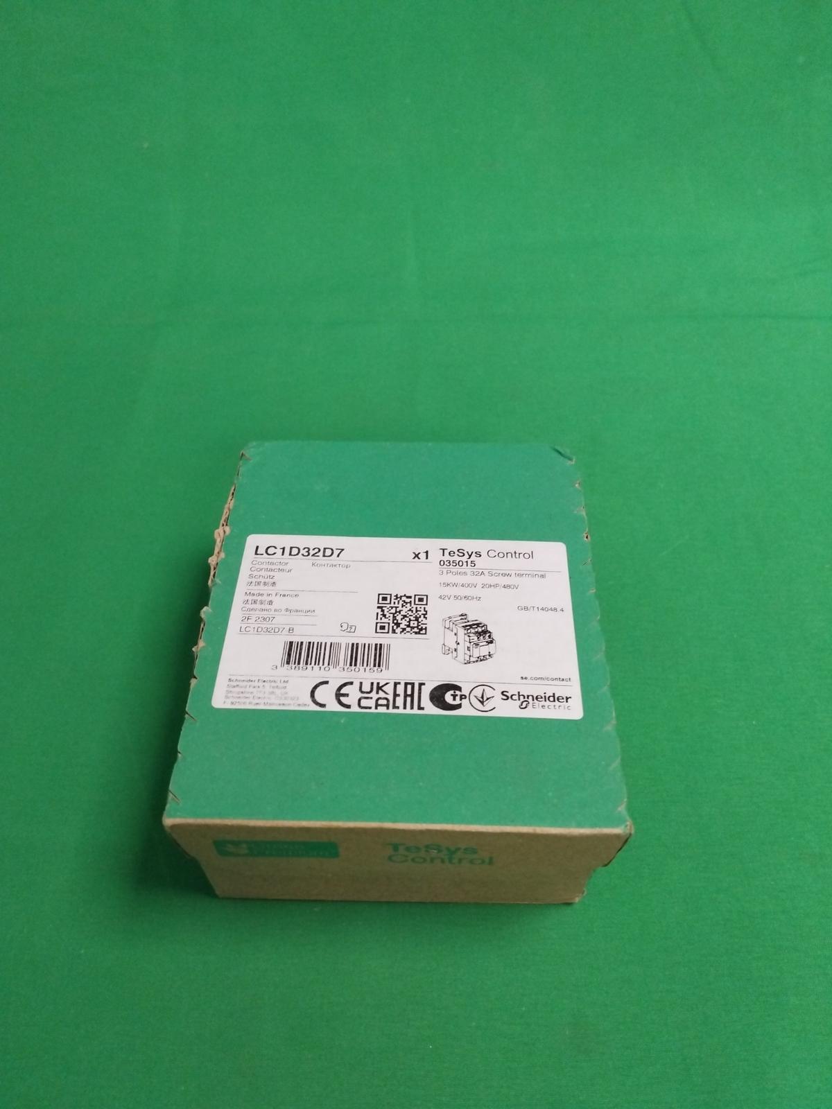 IEC contactor, TeSys Deca, nonreversing, 32A, 20HP at 480VAC, up to 100kA SCCR, 3 phase, 3 NO, 42VAC 50/60Hz coil, open