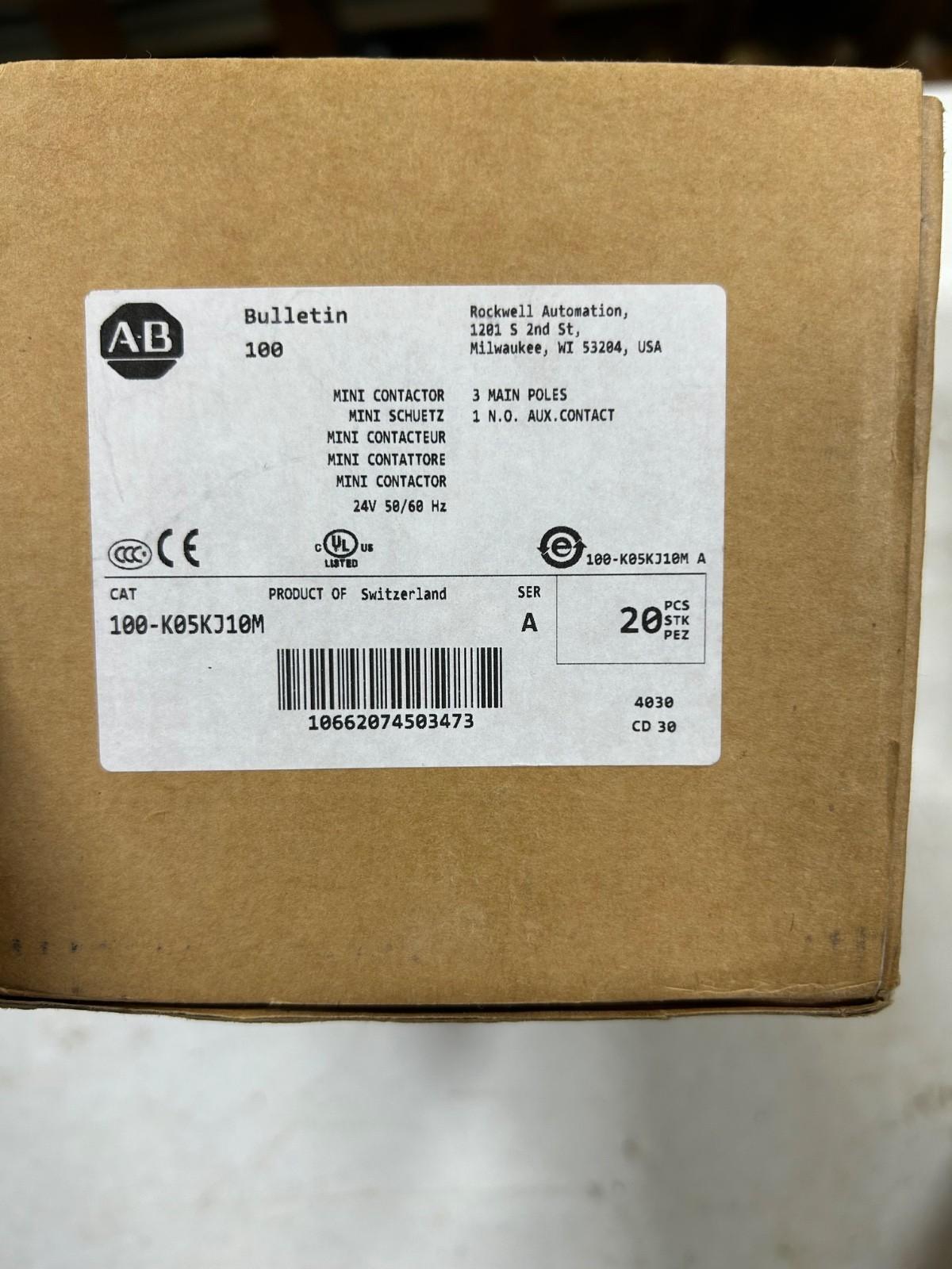 Miniature Contactor, Screw Type Terminals, 5 A, System Control Voltage: 24V 50/60Hz, 3 N.O. Main Contacts, 1 N.O. Auxiliary Contact, 1