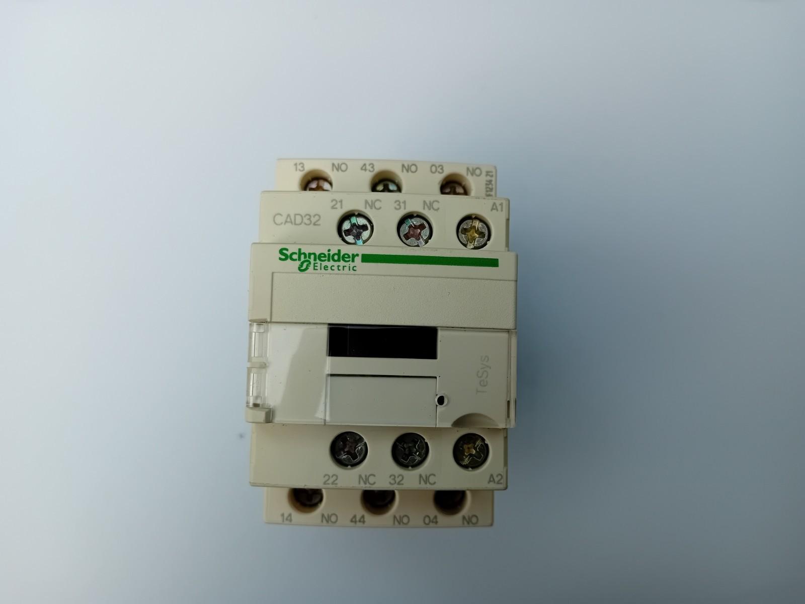 TeSys Deca control relay - 3 NO + 2 NC - <= 690 V - 48 V AC standard coil