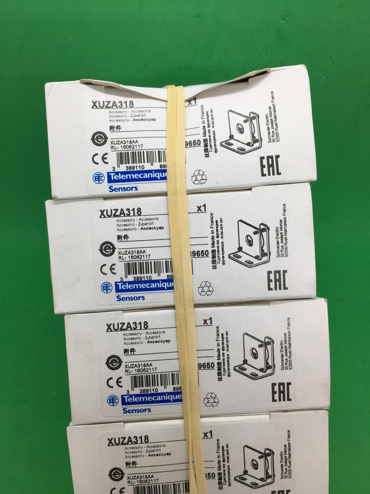 Micrometer adjusting bracket, Photoelectric sensors XU, accessory for sensor, Ø 18 mm, fixing micrometric adjustment, metal