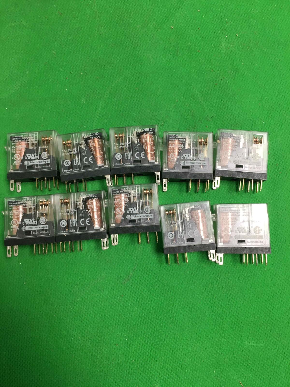 interface plug in relay, Harmony Electromechanical Relays, 5A, 2CO, clear cover, 24V DC