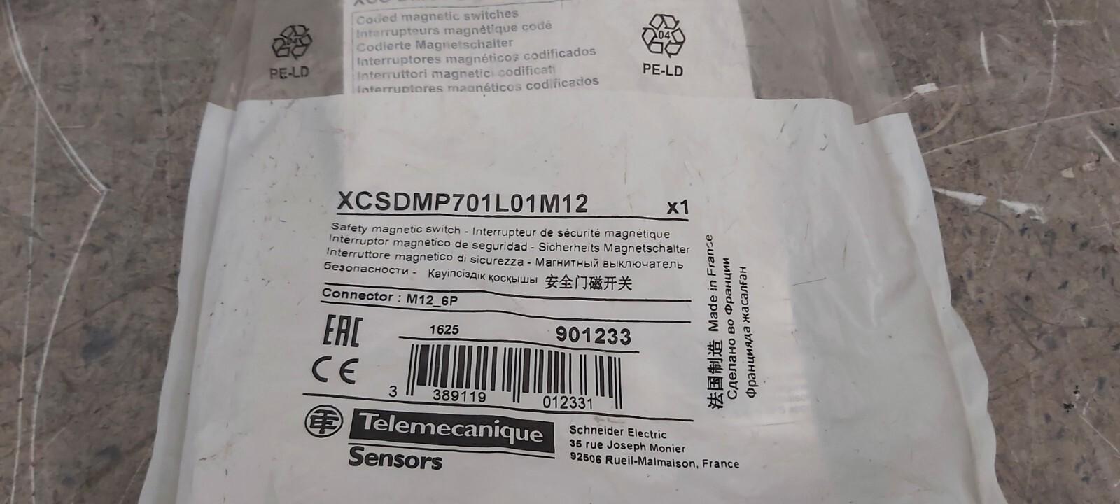 Coded magnetic switch, Telemecanique Safety switches XCS, XCSDMP, 2 NC + 1 NO, 1 NC staggered, M12 0.15 m