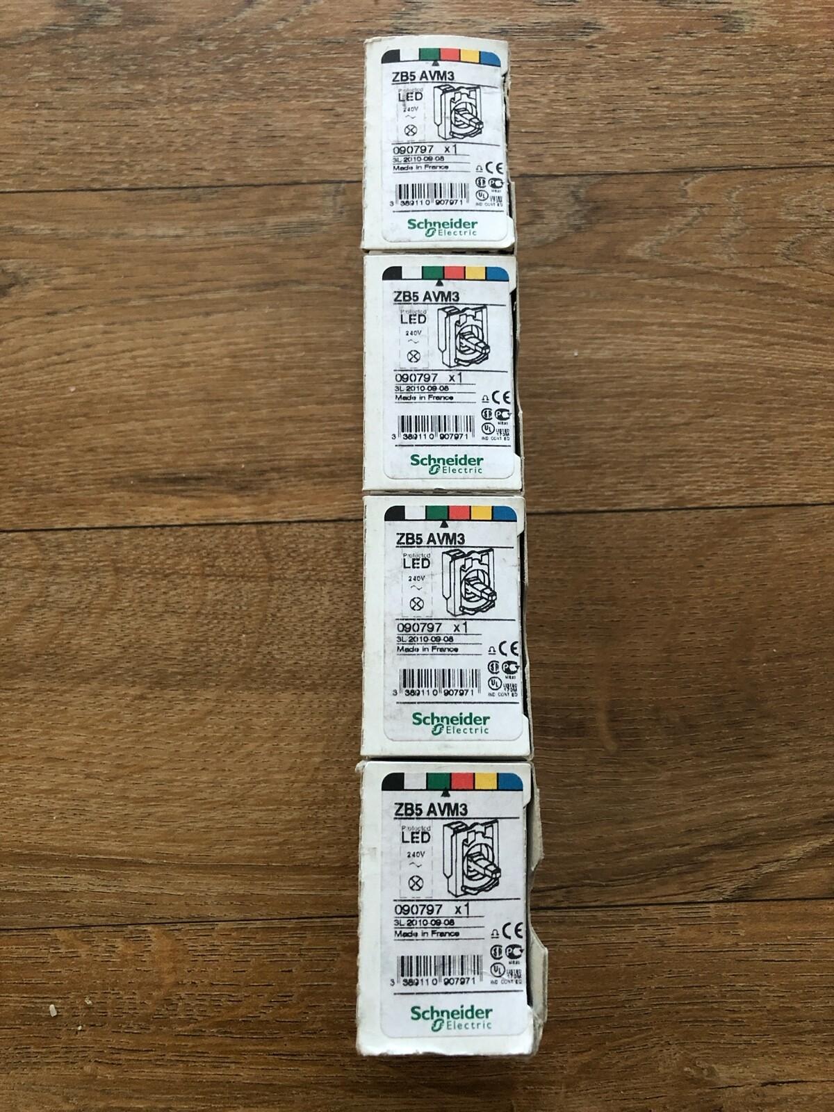 4x ZB5AVM3 CORPS VOYANT DEL 230