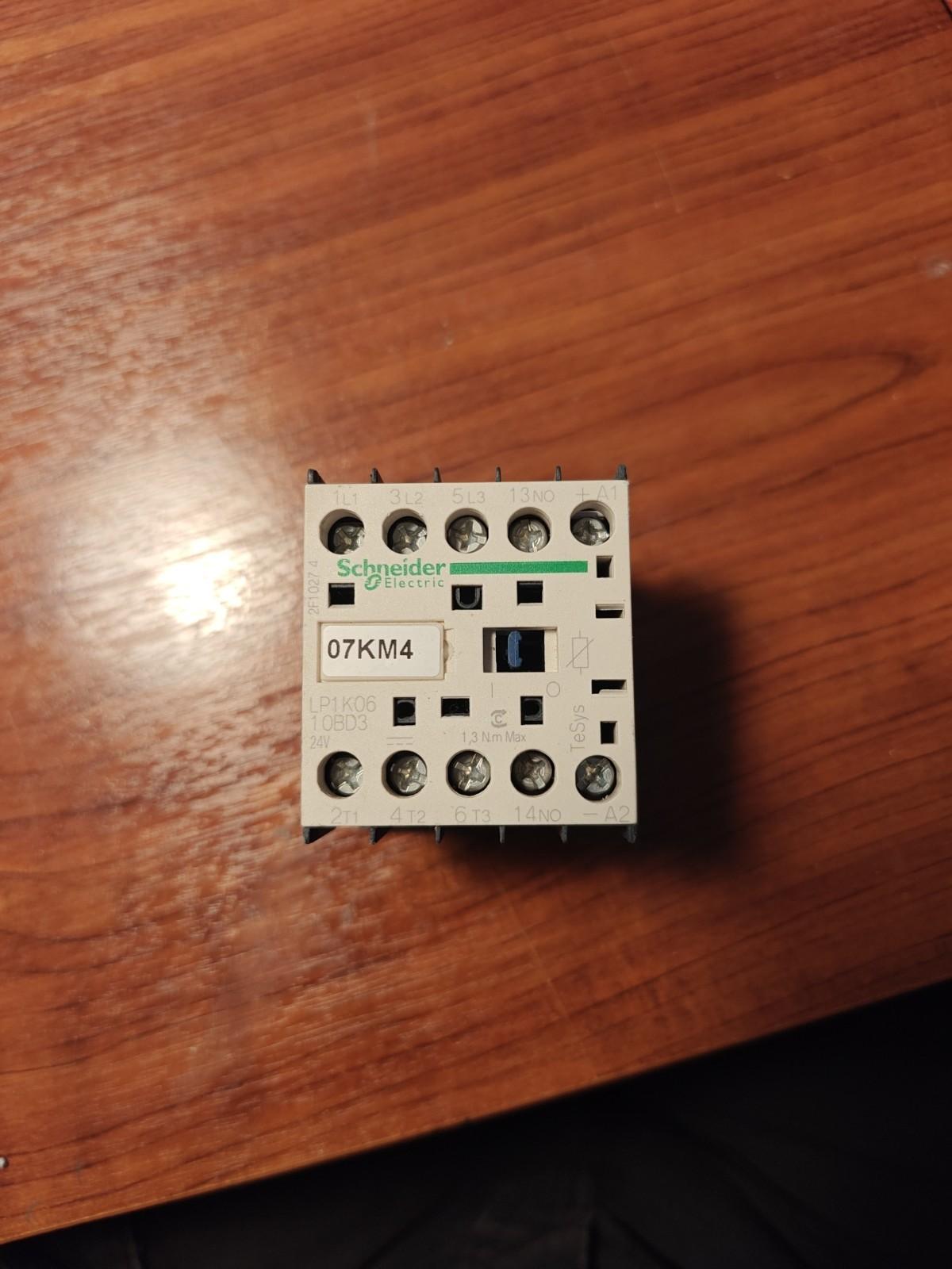 Contactor, TeSys K, 3P, AC-3, lt or eq to 440V, 6A, 1 NO aux, 24VDC coil