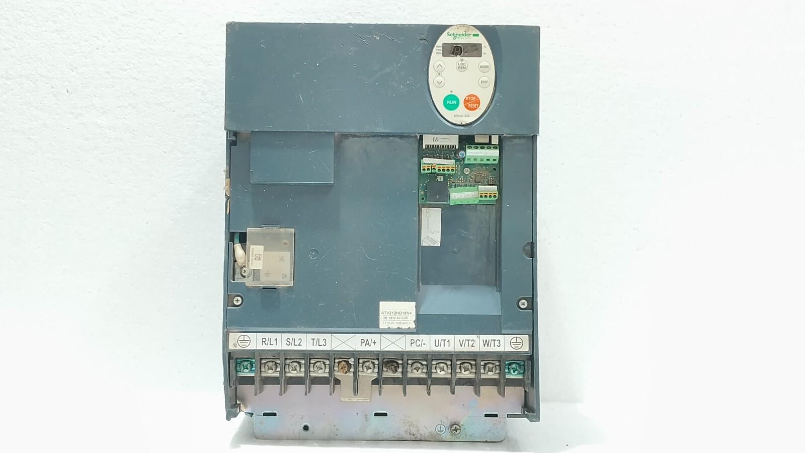 variable speed drive, Altivar 212, 18.5kW, 25hp, 480V, 3 phases, with EMC, IP21