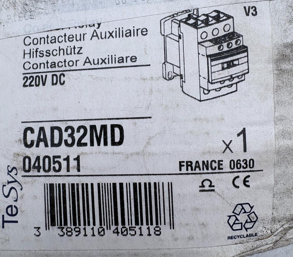TeSys Deca control relay - 3 NO + 2 NC - <= 690 V - 220 V DC standard coil