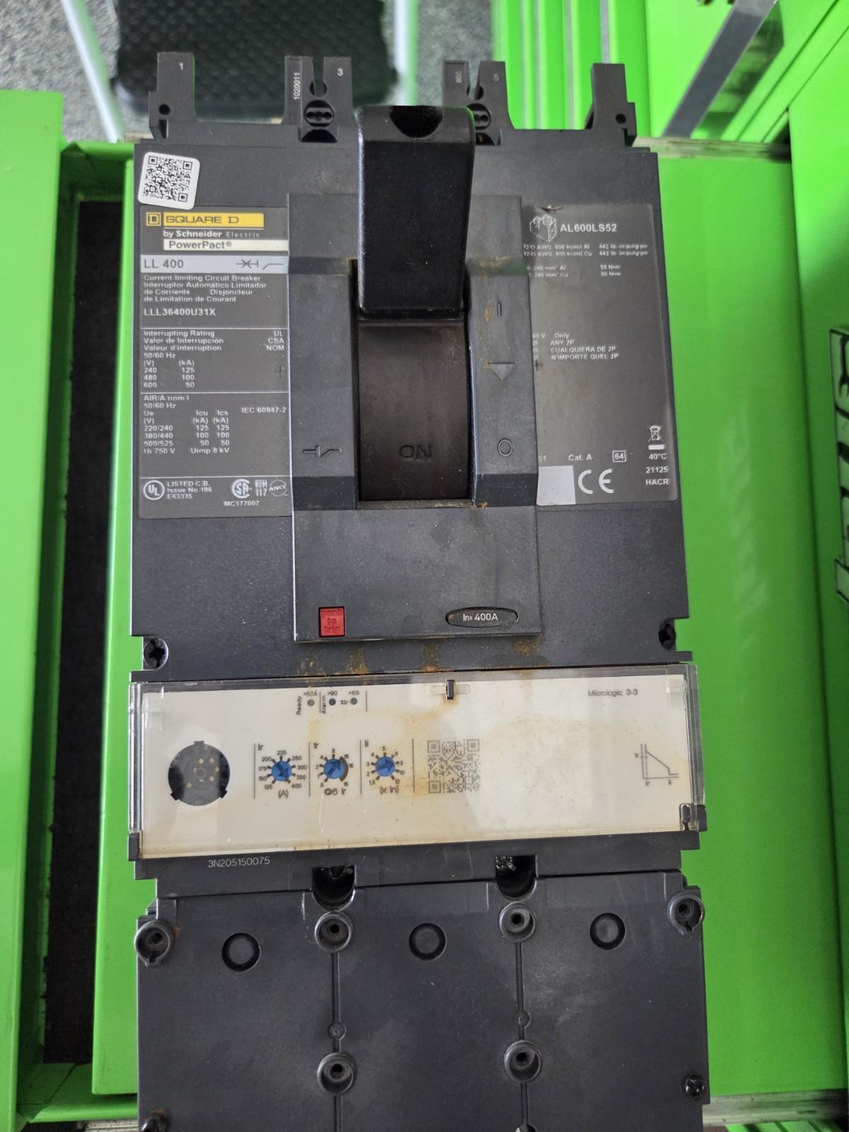 Circuit breaker, PowerPacT L, 400A, 3 pole, 600VAC, 50kA, lugs, MicroLogic 3.3, 80%