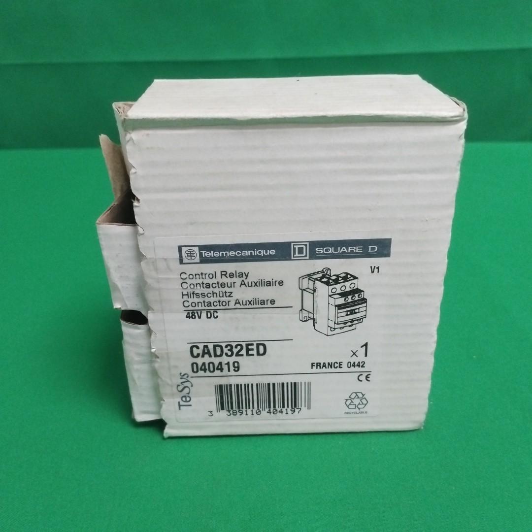 TeSys Deca control relay - 3 NO + 2 NC - <= 690 V - 48 V DC standard coil