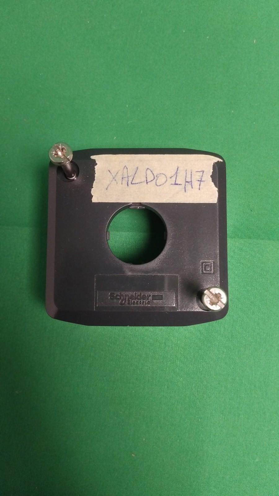 Harmony, enclosure, dark grey lid with light grey base, 1 opening, UL/CSA certified