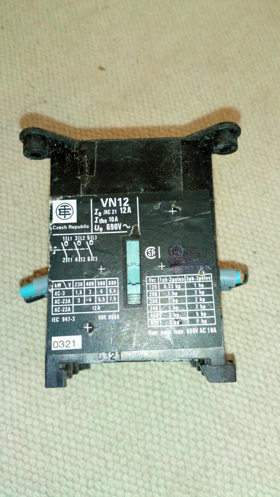 Switch body,TeSys Control,3 poles,12A,compact size