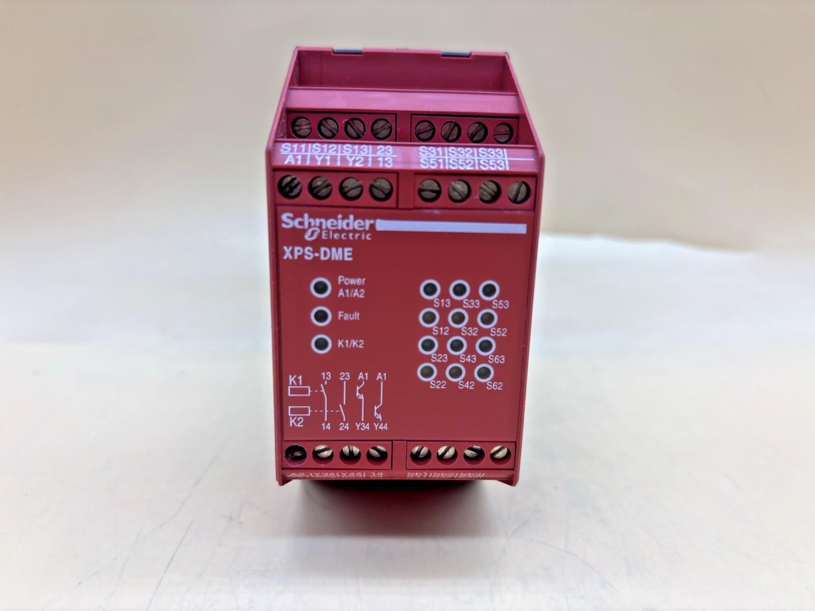 PREVENTA XPSDME1132 SAFETY RELAY