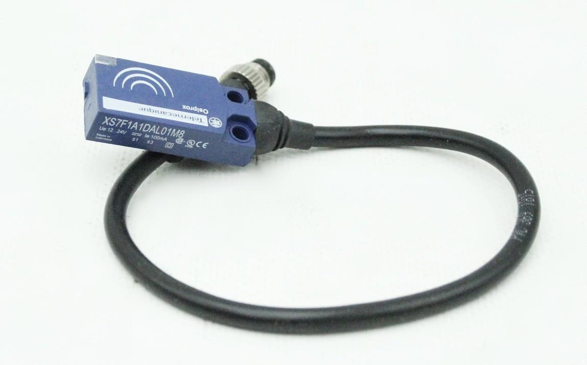 Inductive proximity sensors XS, inductive sensor XS7 15x32x8, PBT, Sn5mm, 12...24 VDC, M8 0.15 m