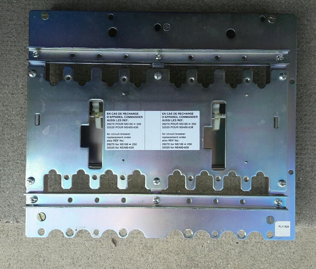 mechanical interlocking by base plate, ComPact NSX100/160/250