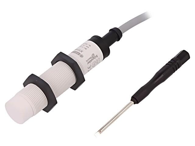 Telemecanique Capacitive proximity sensors XT, cylindrical M18, plastic, Sn 8 mm, cable 2 m