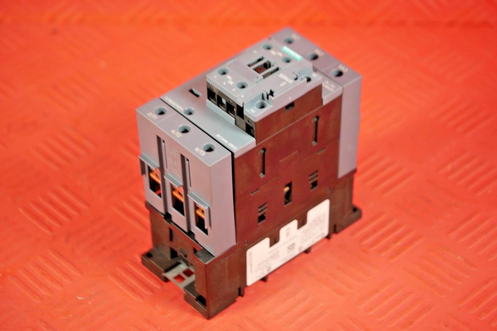 CONTACTOR. AC1:140A. 20-33 V AC/DC