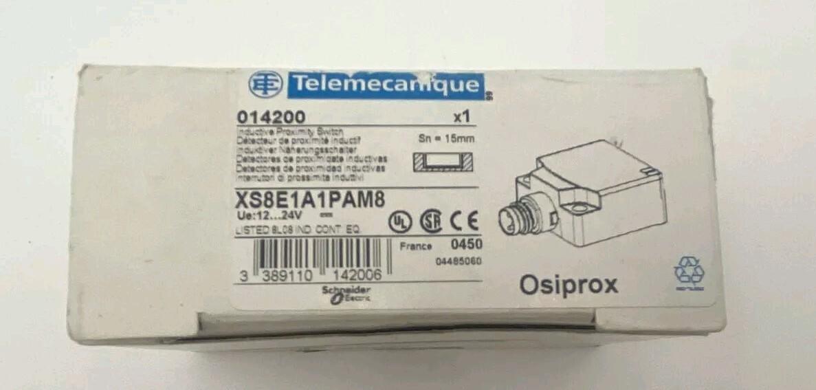 Inductive proximity sensors XS, inductive sensor XS8 26x26x13, PBT, Sn15mm, 12...24 VDC, M8