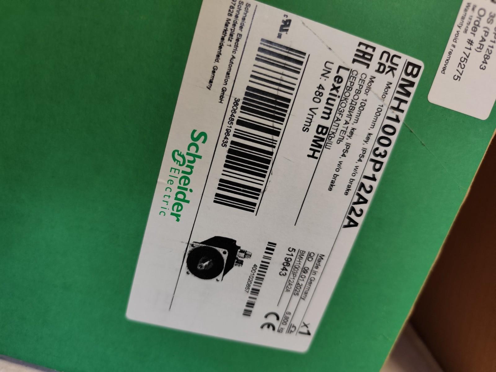 servo motor BMH, Lexium 32, 8.4Nm, 6000rpm, keyed shaft, without brake, IP54, 128 multiturn encoder