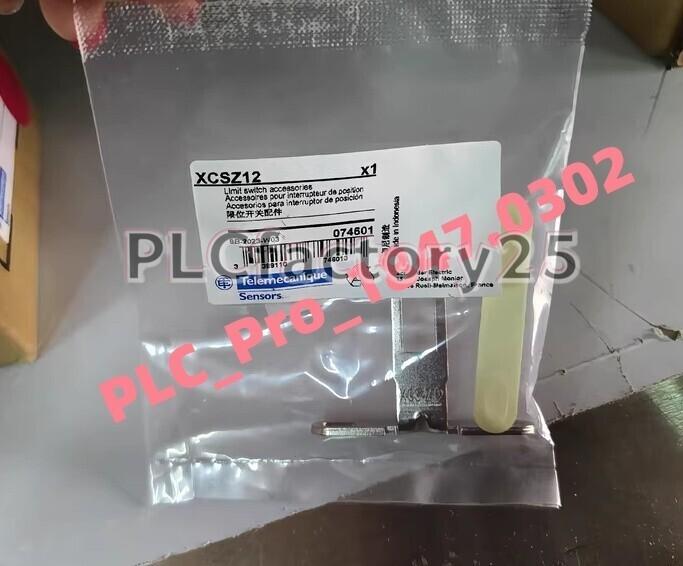 Telemecanique Safety switches XCS, actuator with wide fixing, length 40 mm, for plastic switch