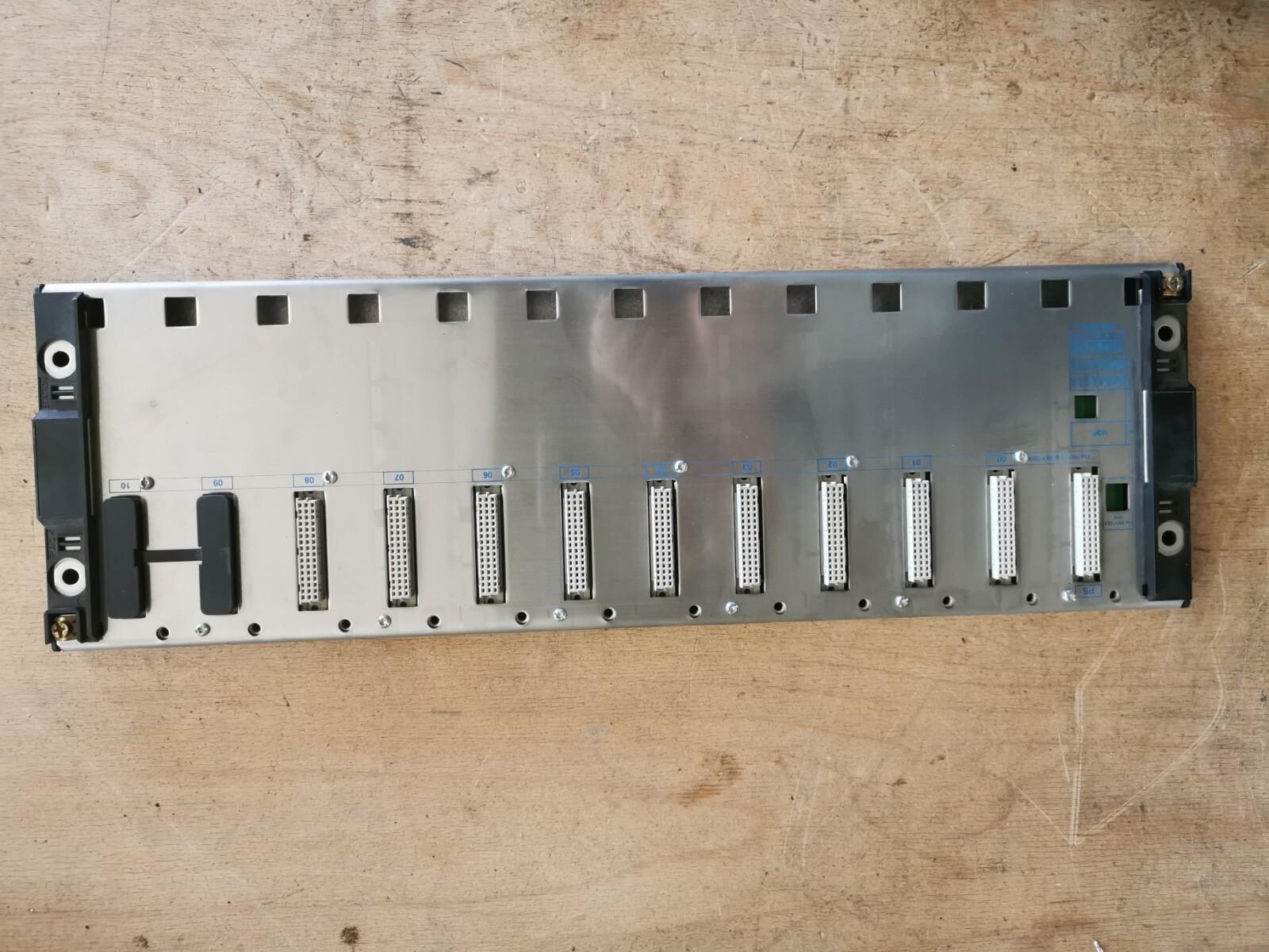 Rack 12 positions étendus TSXRKY12EX Bon état
