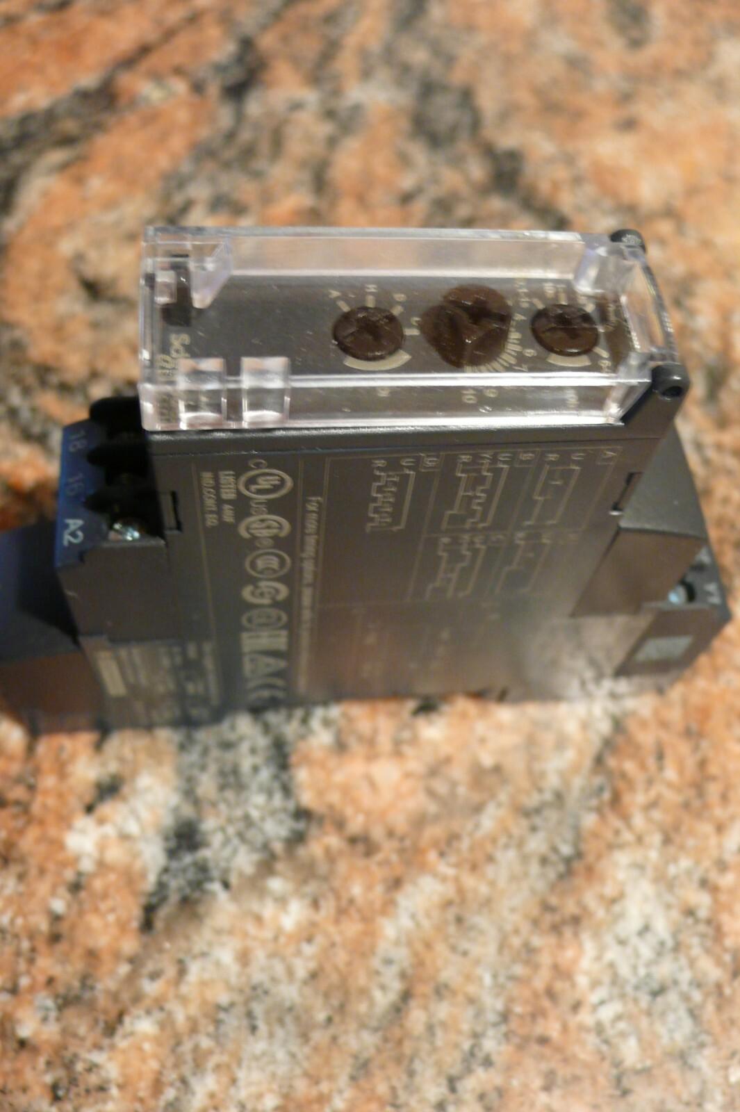 multifunction relay, Harmony Timer Relays, 8A, 1CO, 0.1s..10 h, power on delay, 24V DC or 24...240V AC DC