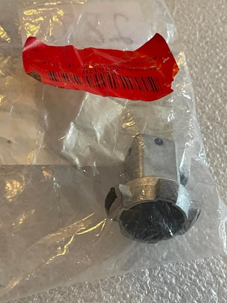 BRKR 3VA55/65/66 RHO DOOR COUPLING 12X12