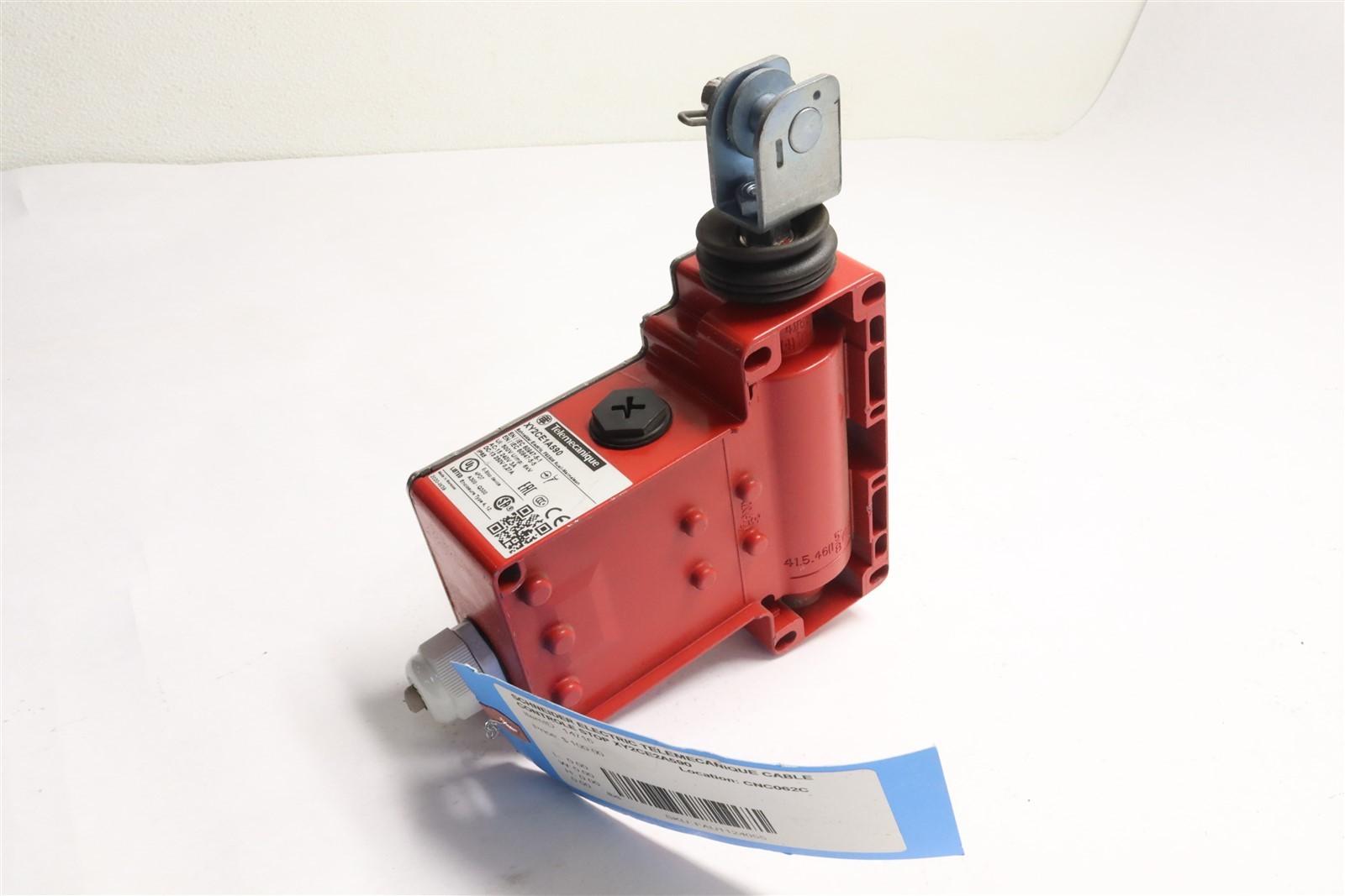 Latching emergency stop rope pull switch, Telemecanique rope pull switches XY2C, cable XY2CE, 300 V AC, 10 A