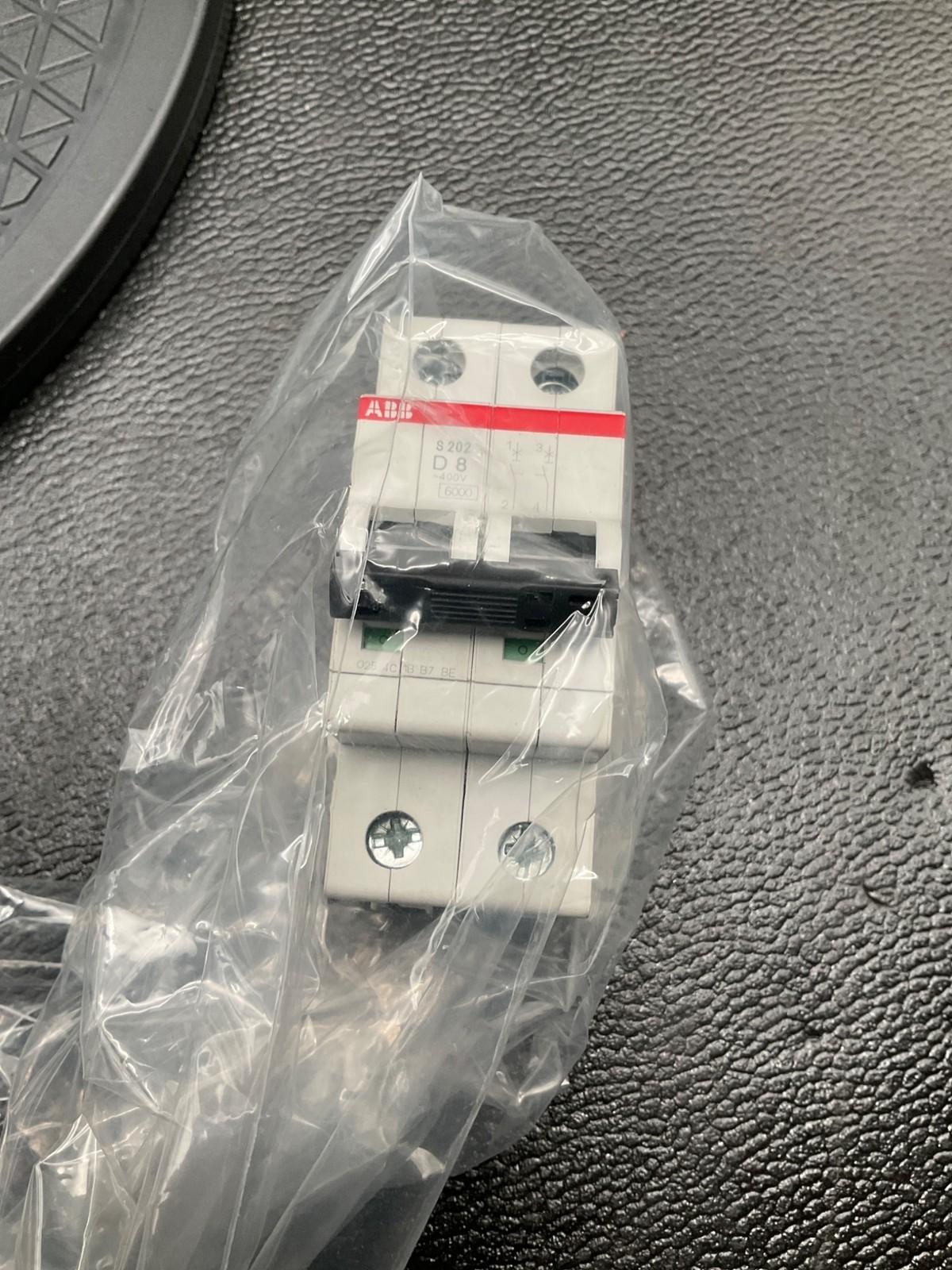 S202-D8 Miniature Circuit Breaker - 2P - D - 8 A