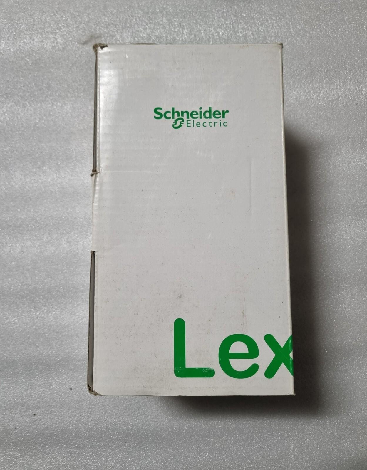 servo motor BCH, Lexium 28, 60mm, 200W, 0.16kg.cm², with oil seal, with key, leads connection