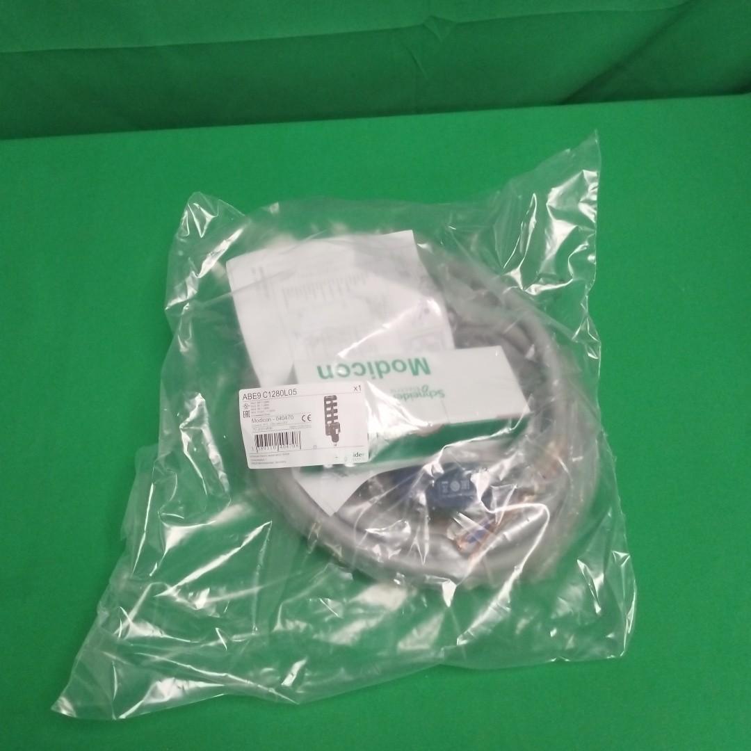 IP67 passive splitter box - cable 5 m - with 8 channels M12 connector