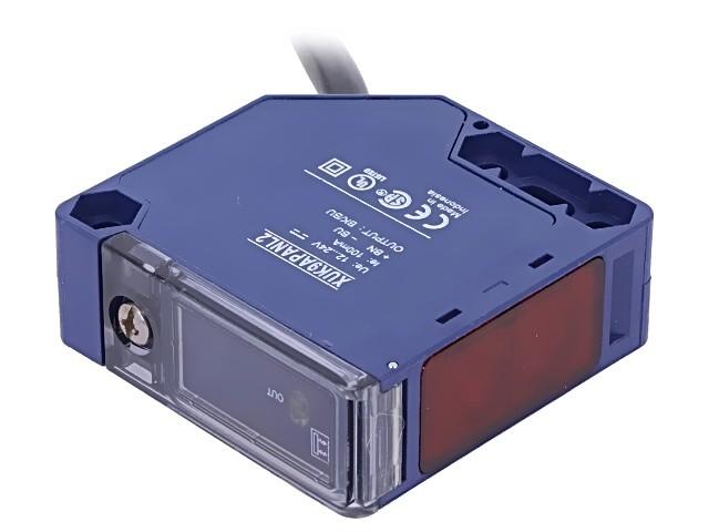 Photoelectric sensors XU, XUK, polarised, Sn 5 m, 12...24 VDC, cable 2 m