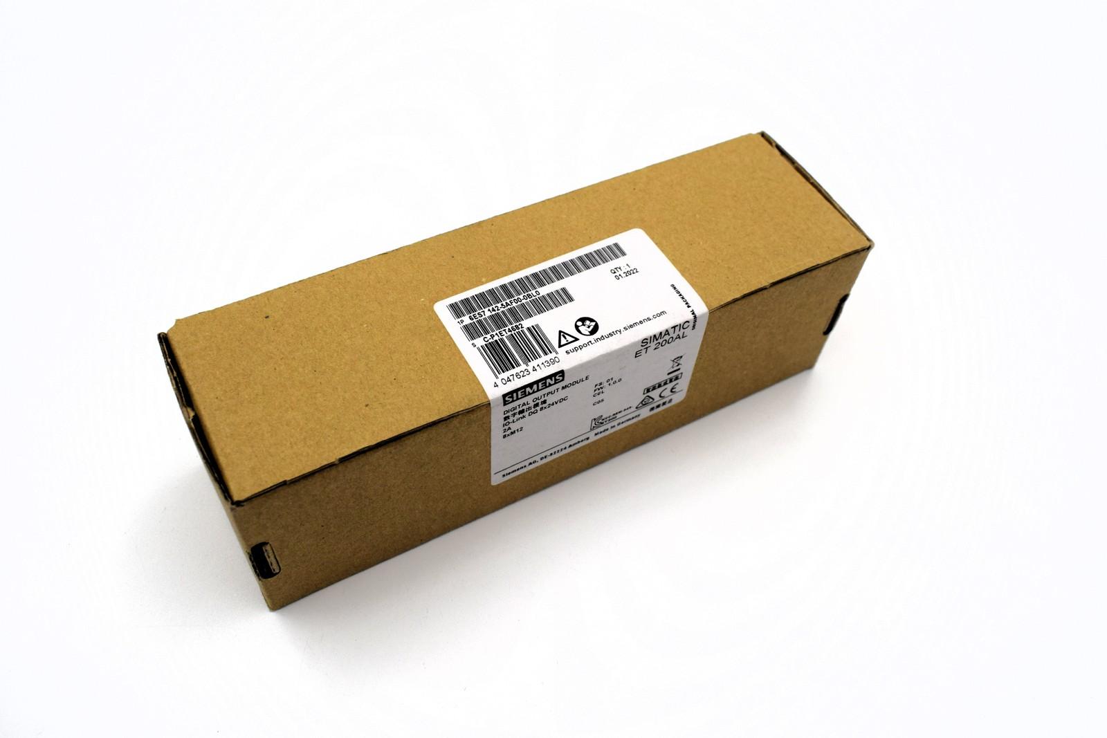 ET 200AL. IO-Link. DQ 8x24VDC/2A. 8xM12