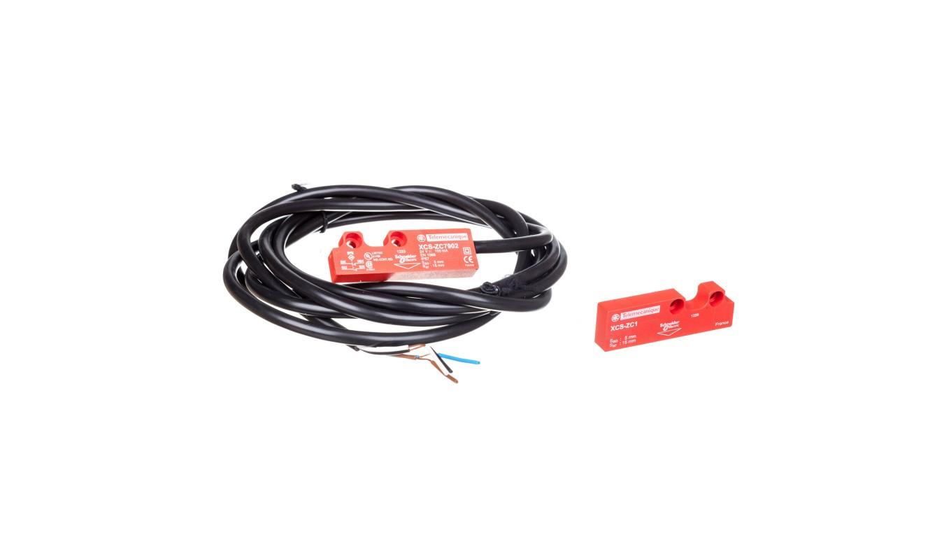 Coded magnetic switch, Telemecanique Safety switches XCS, XCSDMC, 2 NC, staggered, 2 m