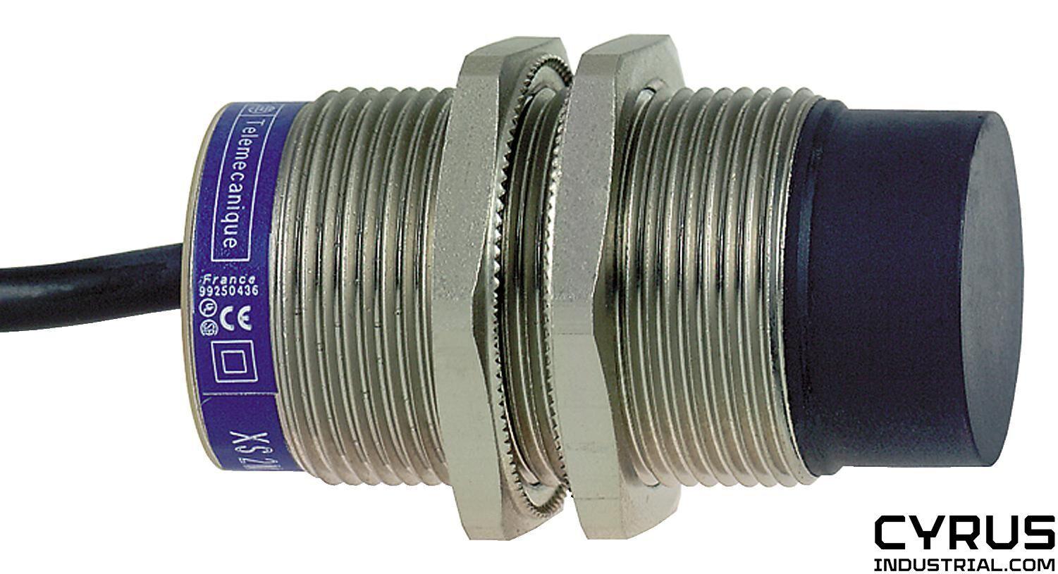 Inductive proximity sensors XS, inductive sensor XS6 M30, L66mm, brass, Sn22mm, 12...48 VDC, cable 2 m