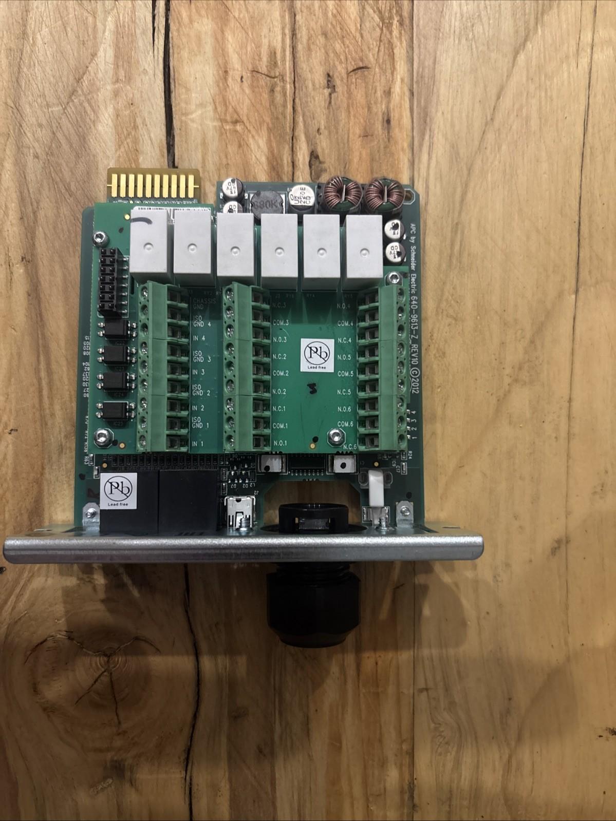 APC Dry Contact I/O SmartSlot Card