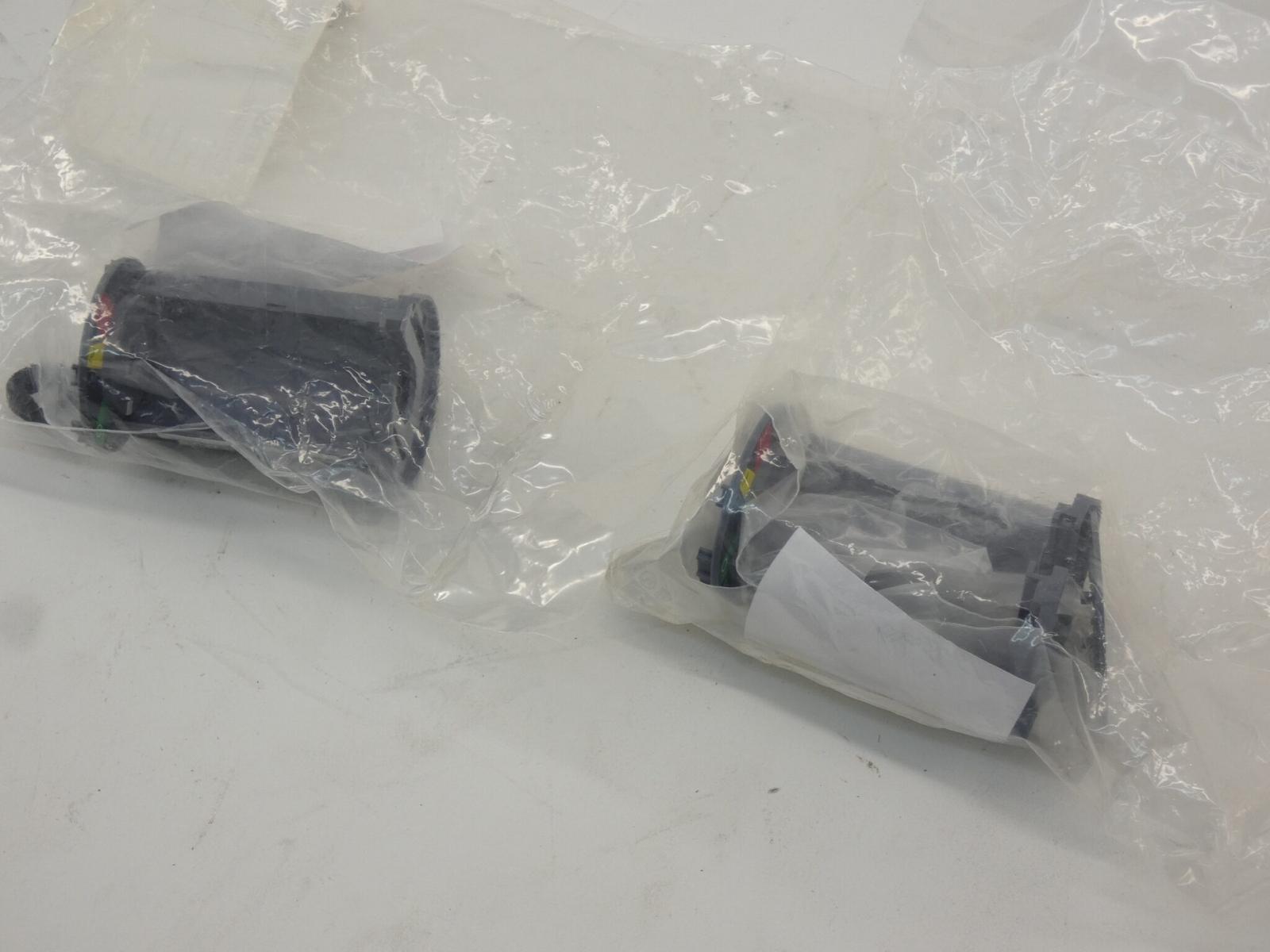 BREAKER 3VA5 125A SHAFT SUPPORT 8MM SHFT