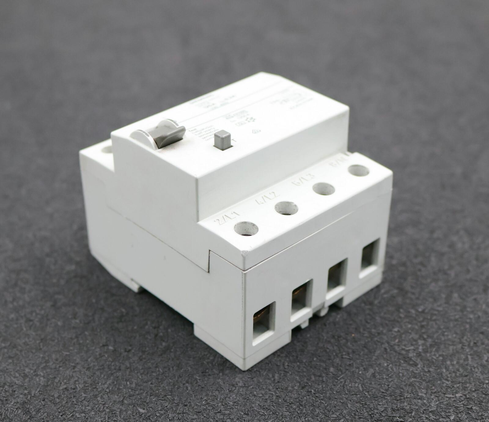 RC CIRCUIT BREAKER 4 POLE 125A 230-400V
