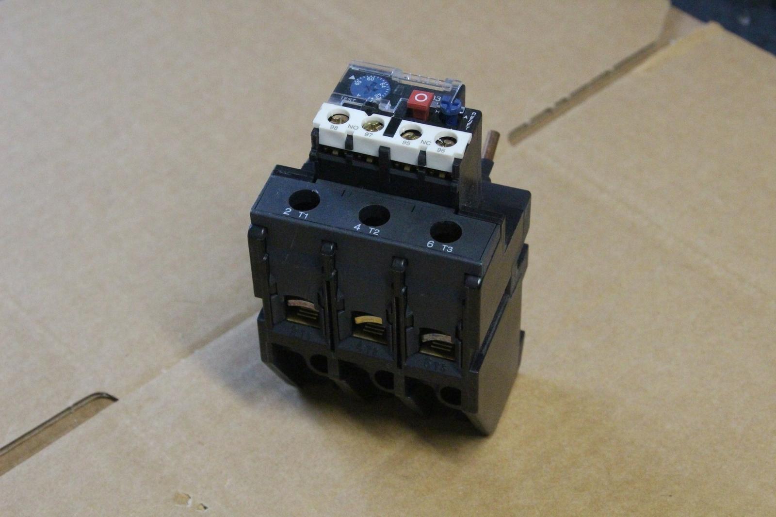 TeSys Deca, thermal overload relay, 48 to 65 A, class 10A, for LC1D80 and LC1D95