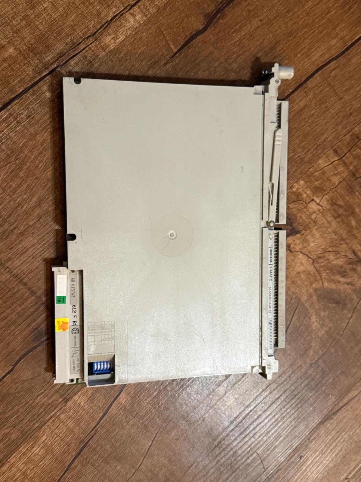 Simatic 6ES5451-4UA12 6ES5 451-4UA12 Bon État