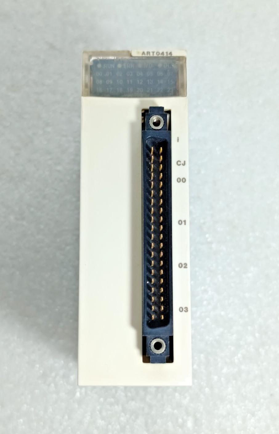 analog isolated low level input module, Modicon X80, 4 inputs, 40mV positive or negative