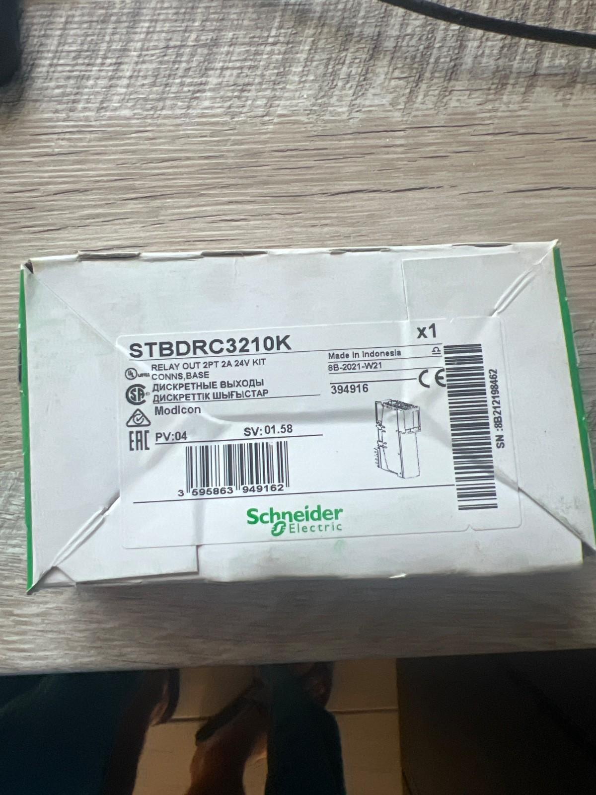 standard digital output kit, Modicon STB, 24V or 115 to 230V AC or DC, 2O