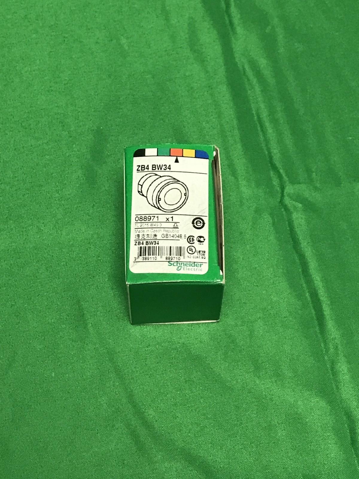 Head for illuminated push button, Harmony XB4, metal, flush, red, 22mm, spring return, plain lens for BA9s bulb