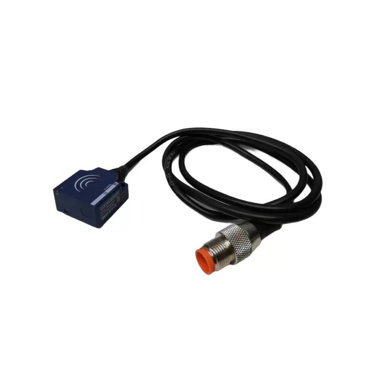 Inductive proximity sensors XS, inductive sensor XS7 26x26x13, PBT, Sn10mm, 12...24 VDC, M12 0.8 m