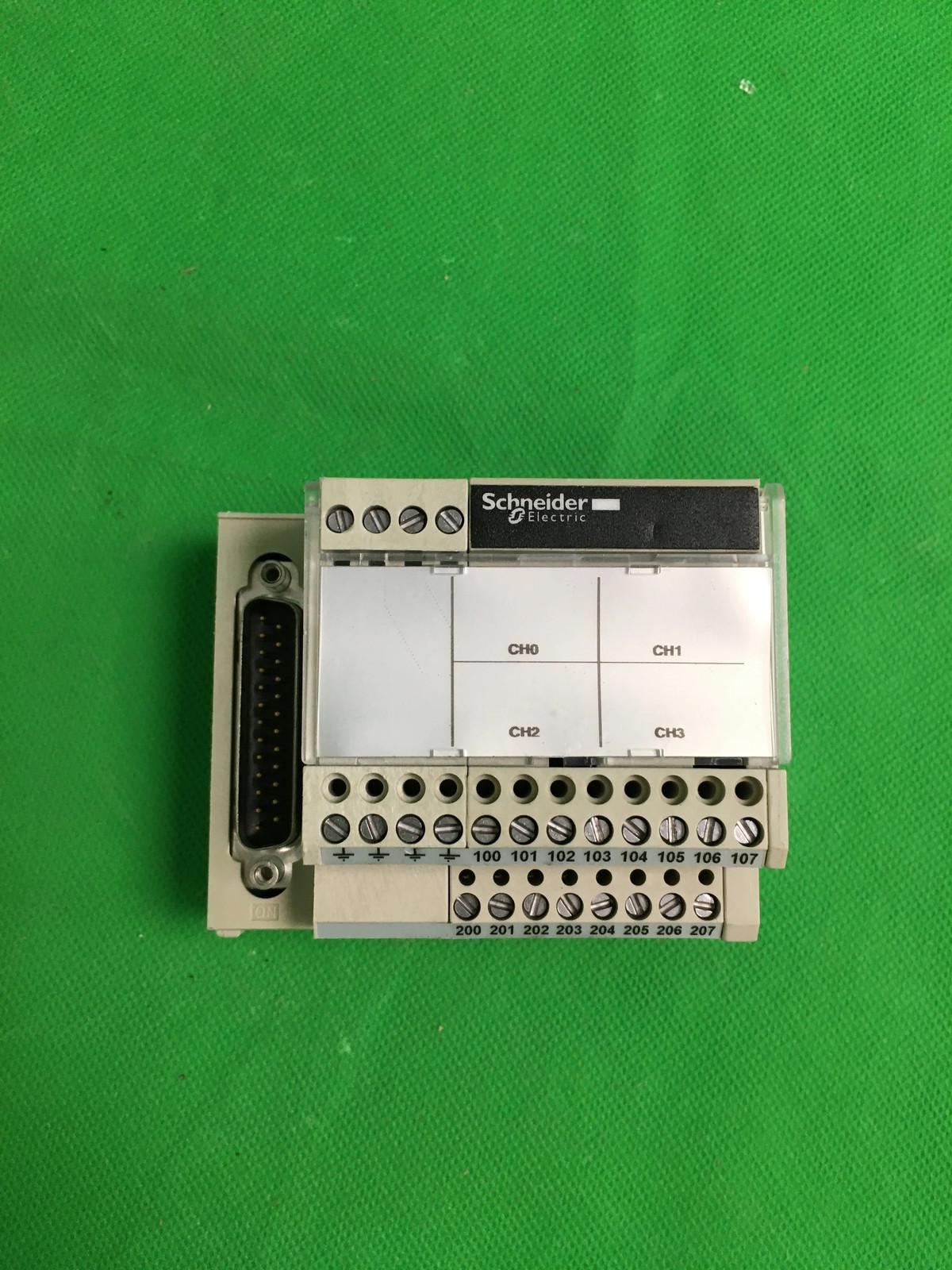connection sub-base ABE7 - for distribution of 4 thermocouples