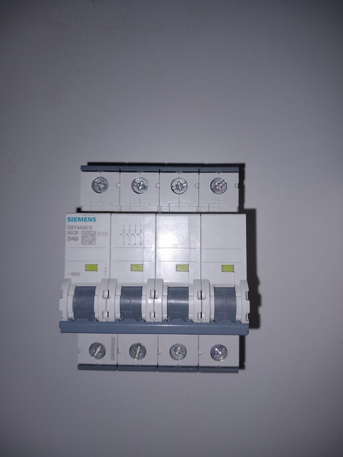 SUP PTOR 5SY4 4P 480V 40A 5K D-TRIP