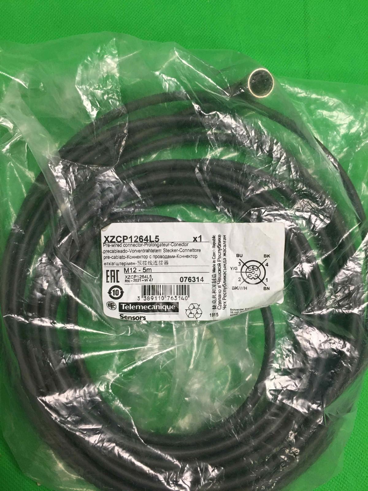 female - M12 - 5-pin - elbowed prewired connector - cable 5 m