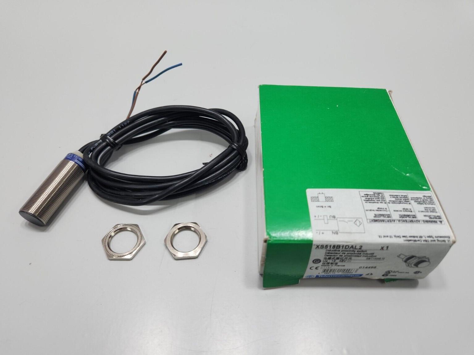 Inductive proximity sensors XS, inductive sensor XS5 M18, L56mm, brass, Sn5mm, 12..48VDC, cable 2m