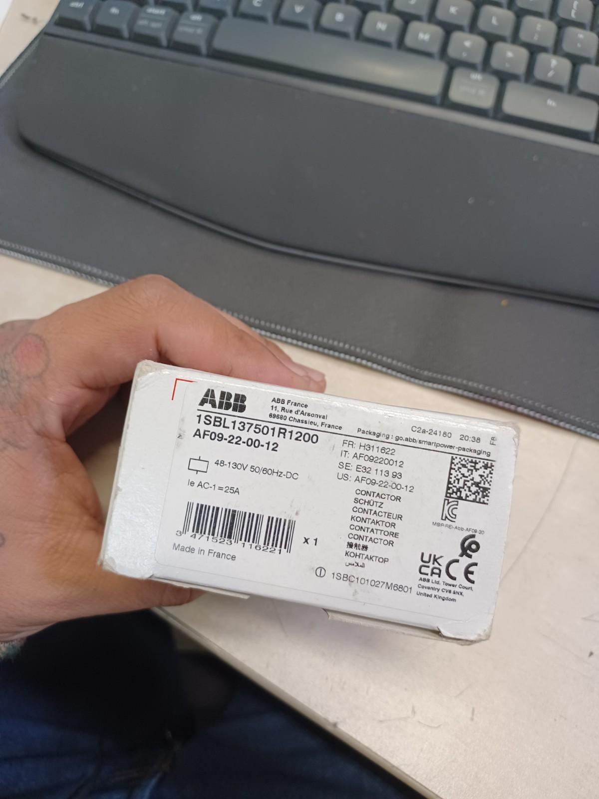 AF09-22-00-12 48-130V50/60HZ-DC Contactor