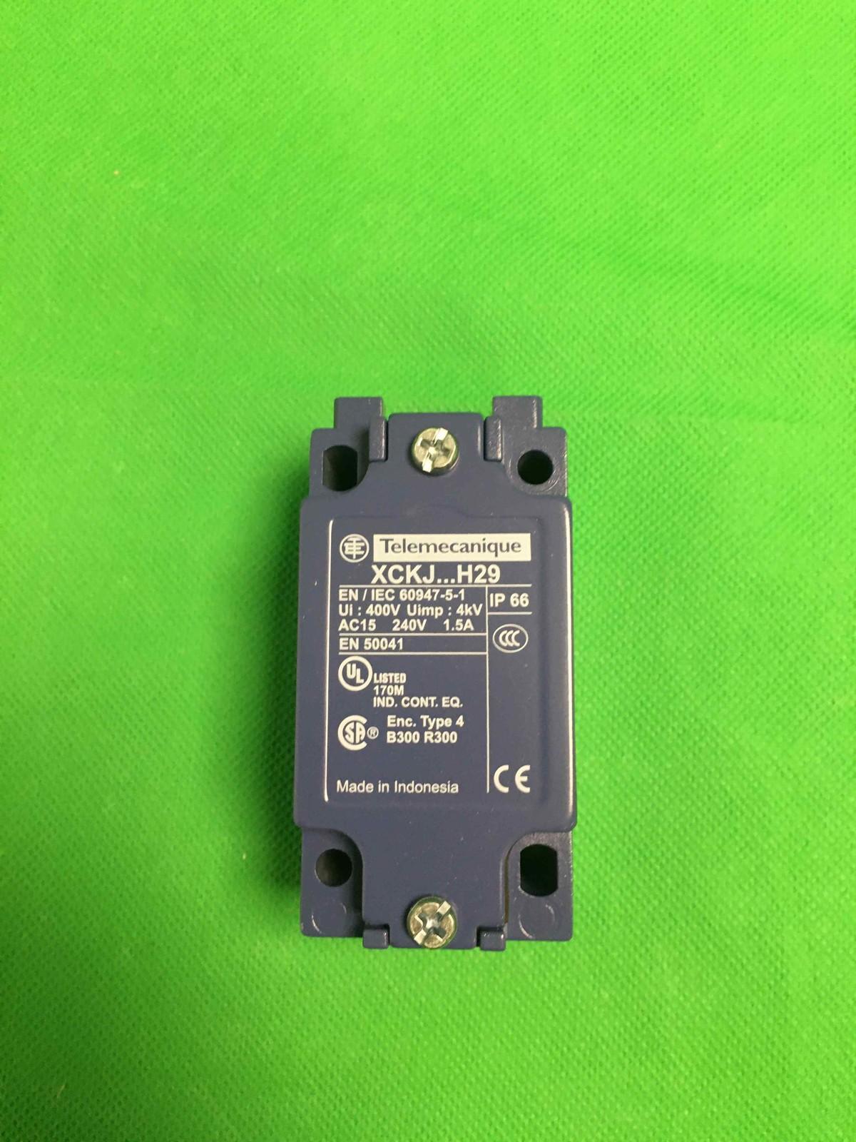 Limit switch body, Limit switches XC Standard, ZCKJ, fixed, w/o display, 2NC+1 NO, snap action, Pg13