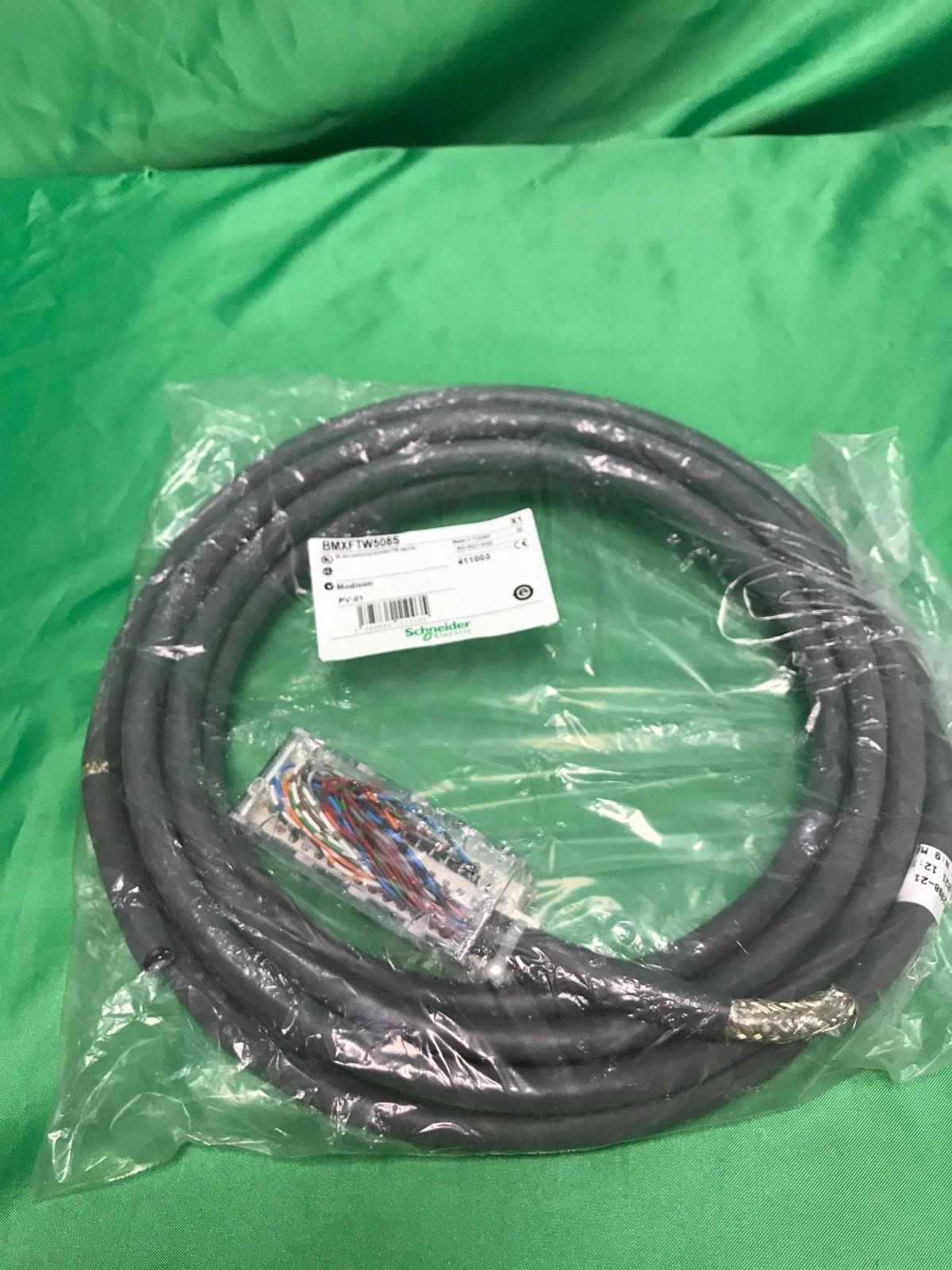 shielded cord set, Modicon X80, 28-way terminal, one end flying leads, 5m